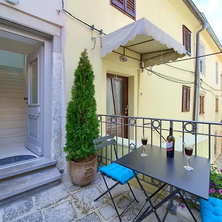 Casa Aurelia Apartman *